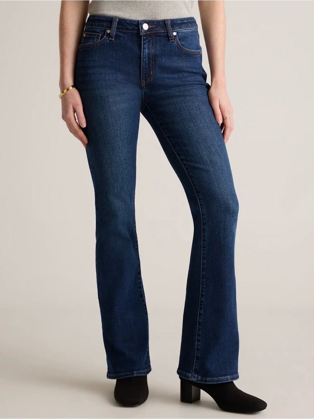 Quince Luna Stretch Flare Jeans 31L (Long) in Midnight Blue - Picture 12 of 13